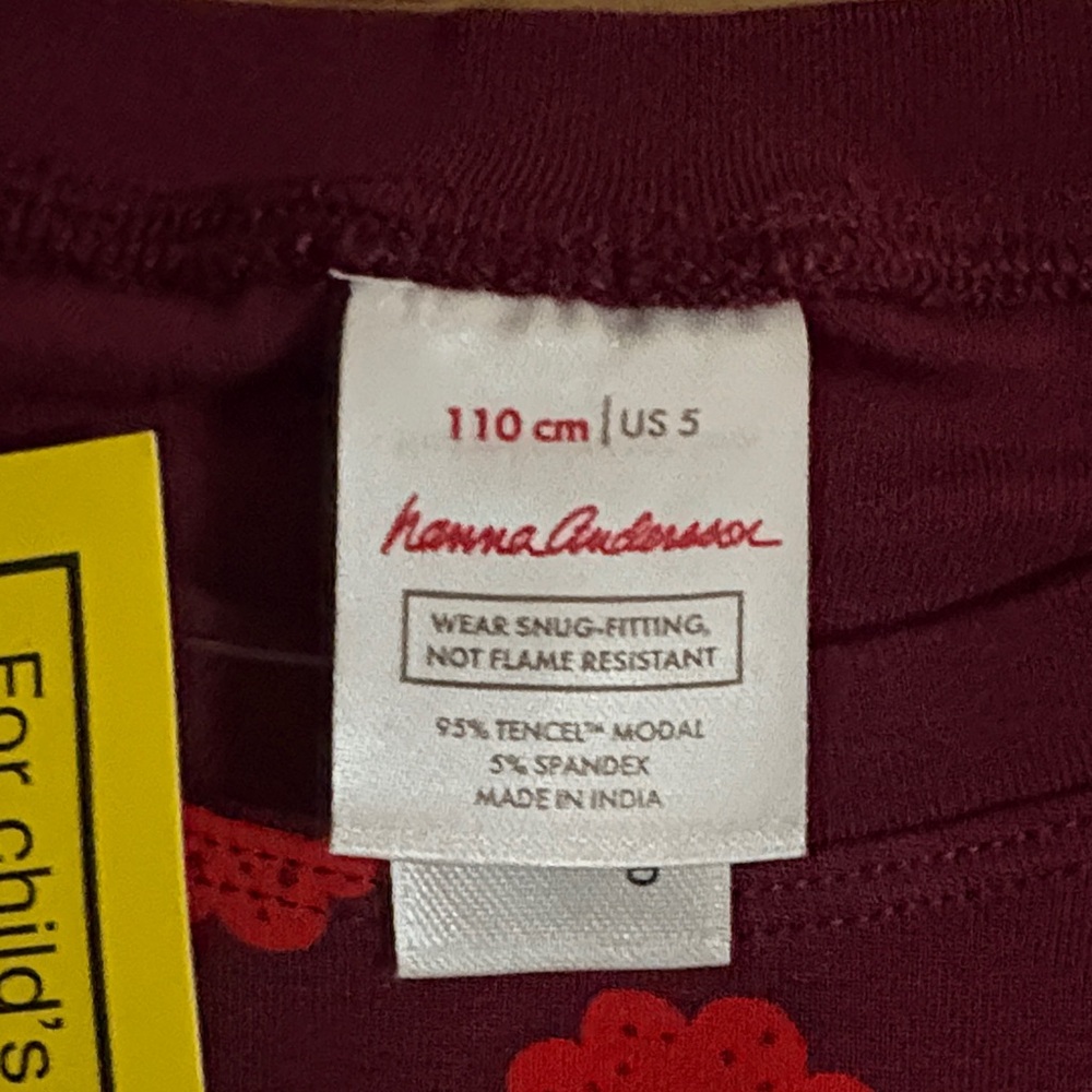 *Hanna Andersson Burgundy Pajama Set with Red Floral Print - Picture 2 of 6